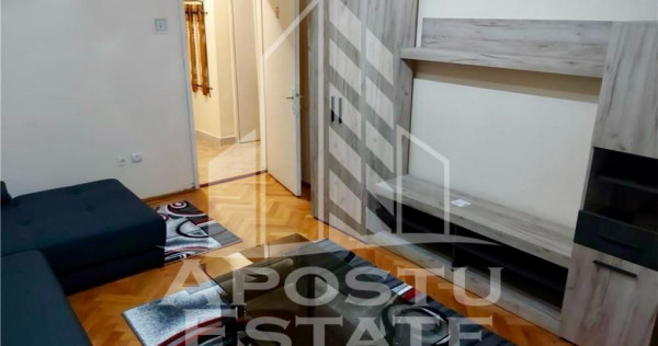 Apartament 2 camere, centrala propie, decomandat, zona Me...