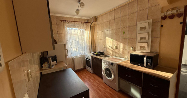 Vand apartament cu 2 camere in Deva, zona Enescu (Cuza Voda), etaj 1,