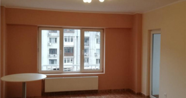 Apartament 3 camere Zona Nerva Traian