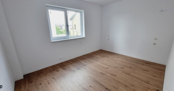 Ultimul apartament,2 camere,zona scandinavia,stb langa imobil