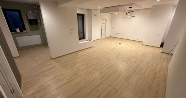 Apartament 3 camere zona Tomis Nord - Campus Oxford