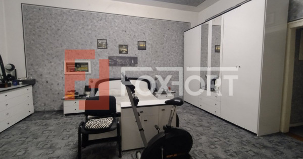 COMISION 0% Apartament 4 camere, Zona Centrala - Boxa si piv