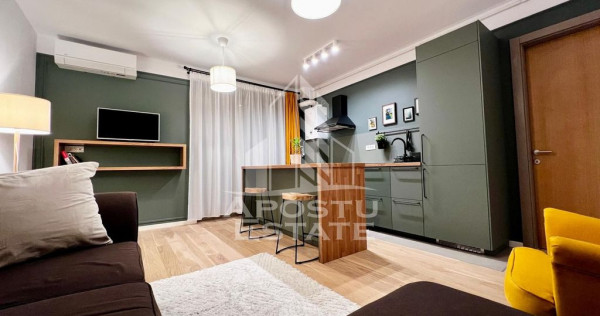 Apartament 2 camere, loc de parcare, centrala, Monarch Re...