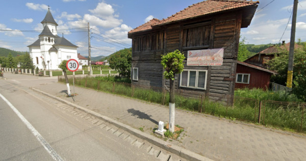 Sau schimb casa+anexe ultracentral in Bucovina