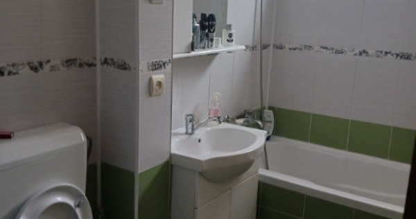 Apartament de 2 camere zona ASTRA,str Saturn,