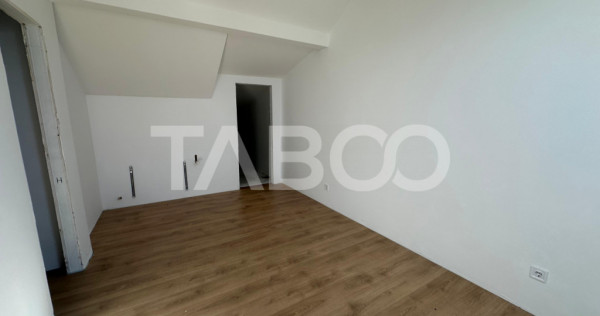 Apartament 3 camere 85 mpu cu balcon parcare inclusa zona V