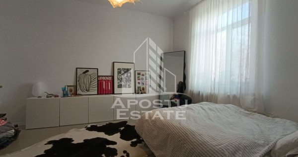 Apartament 2 camere, centrala proprie, etaj 1, situat in ...