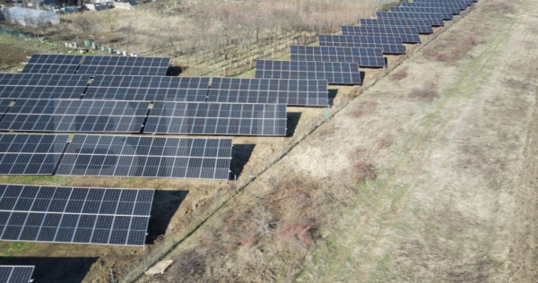 Parc Fotovoltaic Funcțional, 380MWH, 6.600 mp, zona Dolj