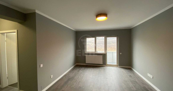 Apartament 2 camere decomandat,zona Urusagului