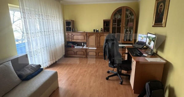 Apartament cu 3 camere, 67 mp, zona Micro 17