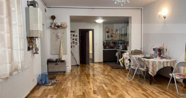 Apartament cu 3 camere, 130 mp, zona Iosefin