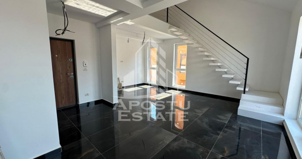 Apartament cu 3 camere si 2 bai, scara interioara, dispon...