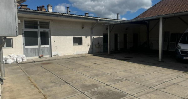 Spațiu comercial de inchiriat &ndash; 380 mp, Terezian, Sibiu