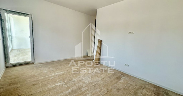 Apartament cu 2 camere, decomandat, zona Planetelor