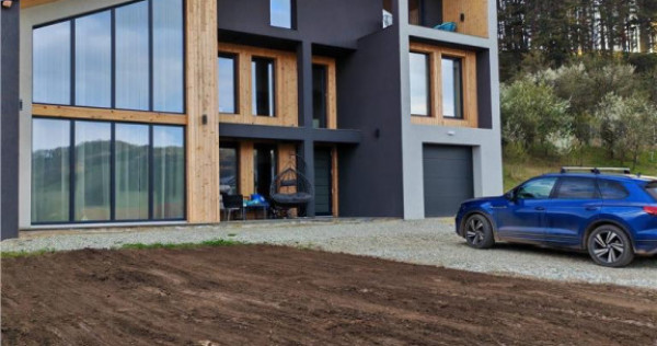 Casa ultra moderna Sanpetru Livada sub Lempes