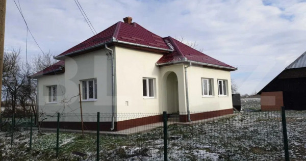 Casa de vanzare cu 3 camere, 2050 mp, zona Tatarasti