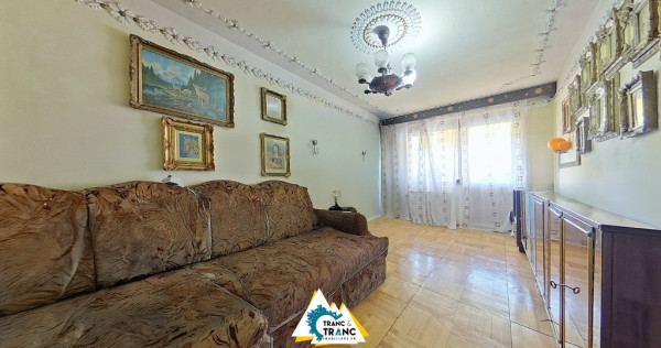 Apartament generos cu 4 camere în Podgoria, Arad