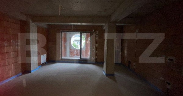 Apartament de vanzare, cu 2 camere, 73mp utili, zona Semicen