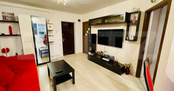 Apartament 2 camere 43mp, etaj intermediar, parcare, zona Fl