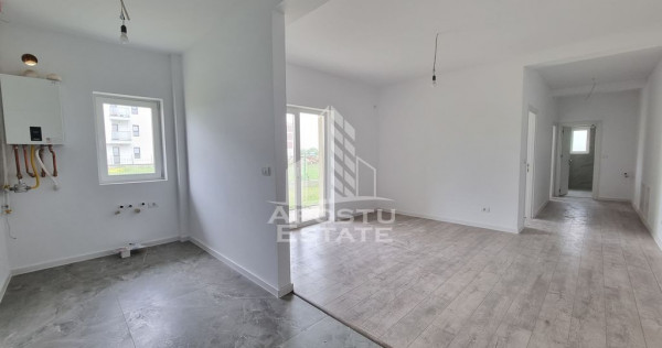 Apartament cu 3 camere si gradina, bloc nou, zona Toronta...