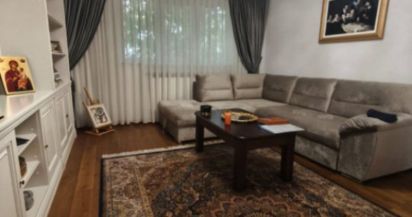 Apartament 3 camere, 64mp, parter, zona Penny, Radauti