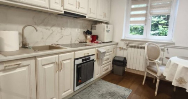 Apartament 3 camere, 64mp, parter, zona Penny, Radauti