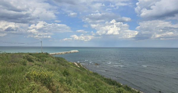 Vanzari terenuri primul rand la Marea Neagra Costinesti