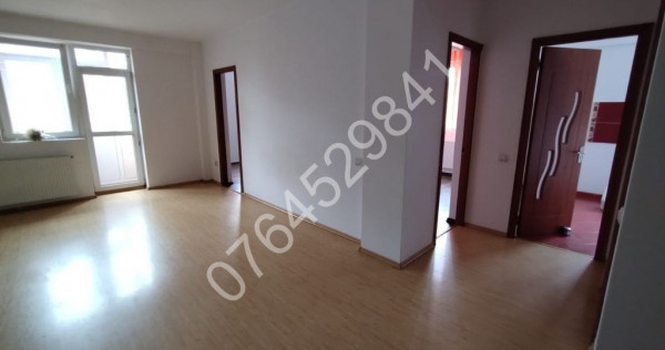 Vând apt. 3cam. Apusului,Str. Schiorilor,bl. 2011, 15min. metrou Pacii