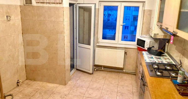 Apartament 3 camere,87 mp,2 bai,Cugir