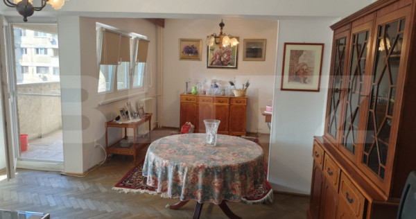 Apartament cu 4 camere, 88 mp, etaj intermediar, pe B-dul Da