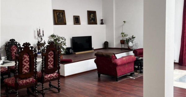 Vila interbelica eleganta complet renovata