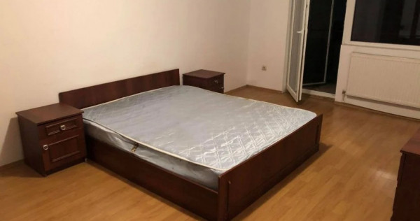 1 camera in zona Aeroport