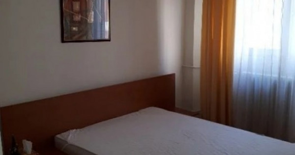 2 camere in zona UMT