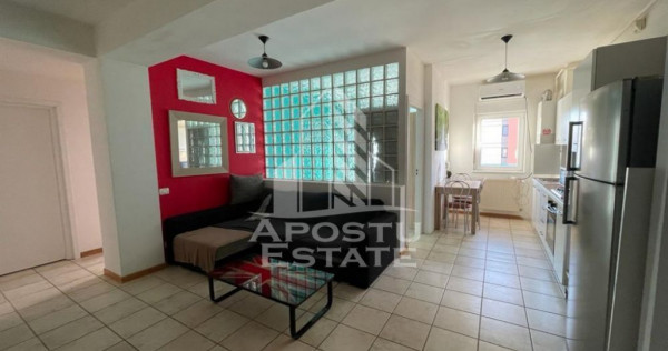 Apartament cu 3 camere, etaj intermediar, zona Aradului