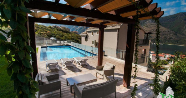 Vila de in Kotor Muntenegru