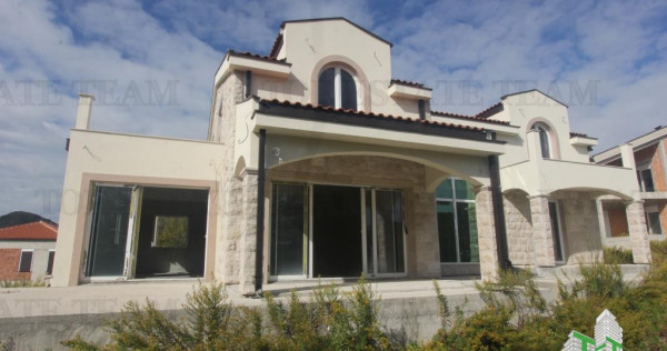 Casa de in Herceg-Novi Muntenegru