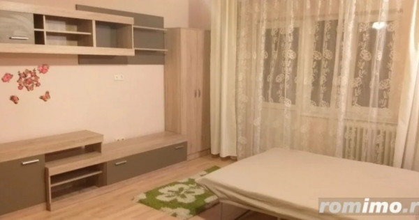 1 camera in zona Aradului