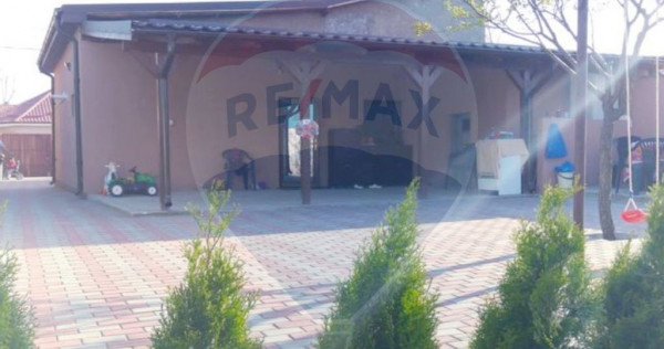 Casă / Vilă cu 4 camere de vânzare în zona Brestei