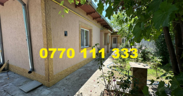 Casa cu 4 camere, zona Buzaului.