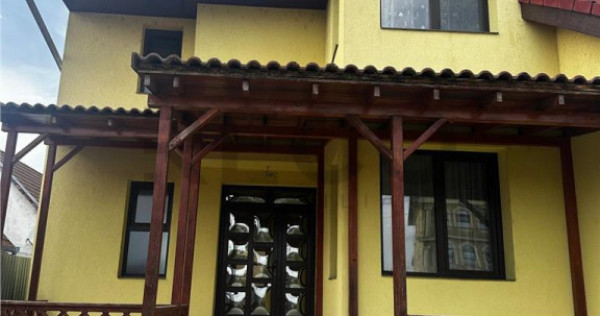 Reco Casa cu etaj in Beius