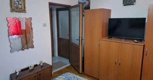 1 camera in zona Dambovita