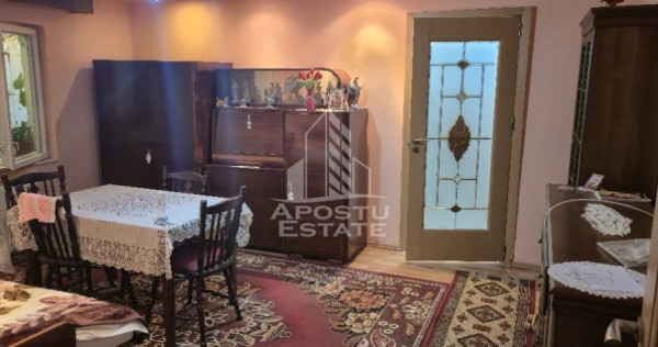 Apartament cu 2 camere, semidecomandat, confort 1 , Spita...