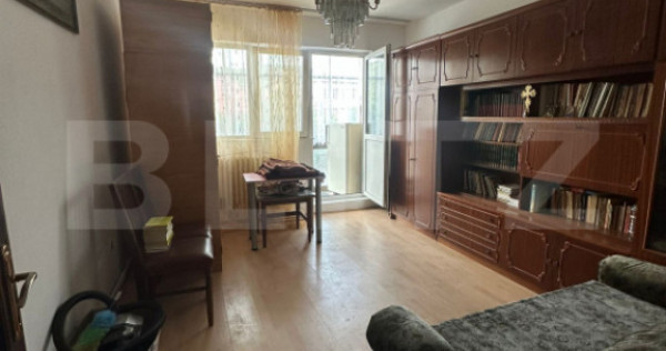 Apartament 2 camere decomandate, 2 balcoane, etaj 1, zona Vl