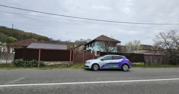 Casă P+1 situată în comuna Ciuperceni