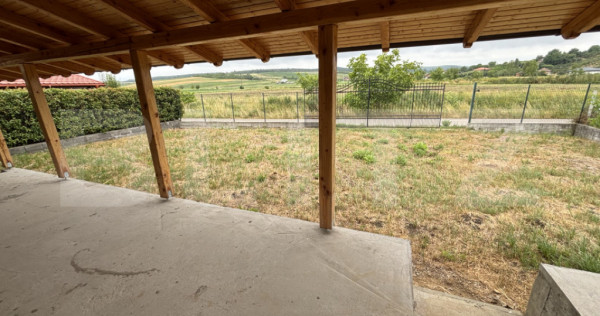 Casa de vanzare zona linistita