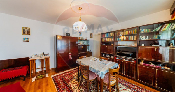 Apartament cu 2 camere de v&acirc;nzare Strada Postavului