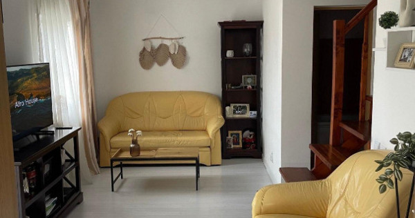 Apartament 2 camere, semidecomandat - zona Garii