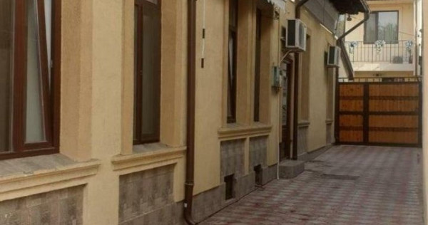 Casa 4 camere Parcul Carol