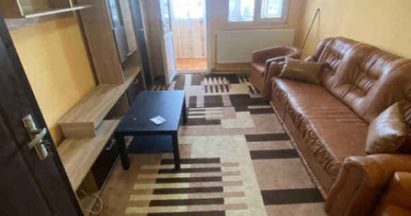 Apartament 3 camere decomandat,etaj 4/4 Bld. Racoteanu, Fili