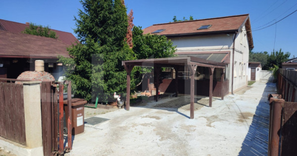 Casa 6 camere, 130 mp utili, 1000 mp teren in Dancu